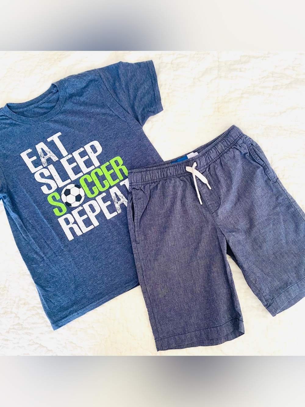 ⚽️Boys Soccer Graphic Shirt/Shorts Set SZ M/L